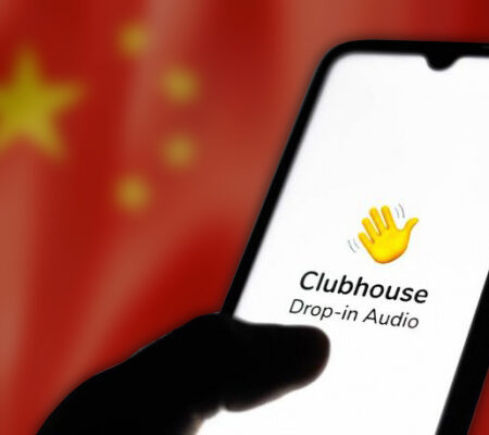 Китай обеспокоен соцсетью Clubhouse и её свободными голосовыми чатами